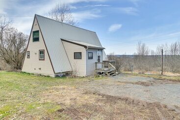 Mökkimajoitus A Frame Catskills Cabin W/ Scenic Views + Hot Tub!