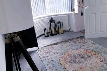 レジデンス Beautiful 3 Bed House In Birmingham