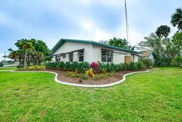 コテージ Updated Punta Gorda Home ~ 1 Mi To Laishley Park!
