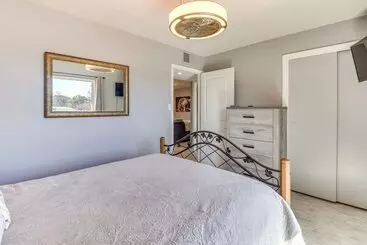 Mökkimajoitus Elephant Butte Home W/ Propane Grill: 1 Mi To Lake