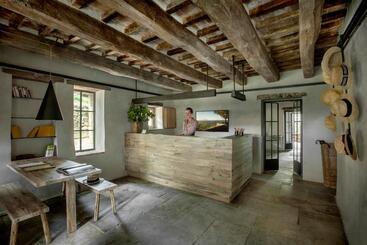 فندق فئة نجمة واحدة Monteverdi Tuscany