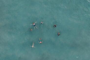 Howzit Hostels Hawaii