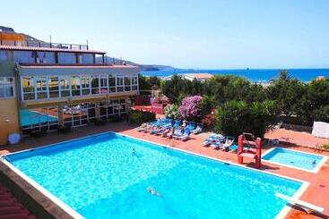 Malaspina Hotel & Resort