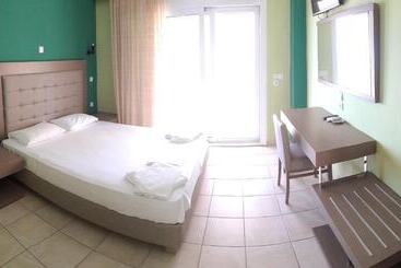 Aparthotel Villa Thomas Nakas