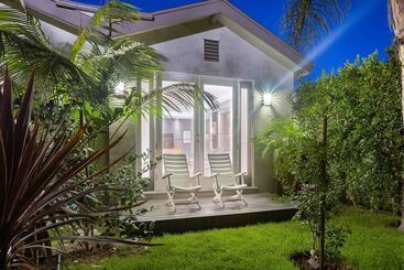 کلبه Walefield By Avantstay Mid Wilshire Home + Pool