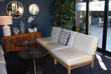 Crossroads Hotel Liverpool