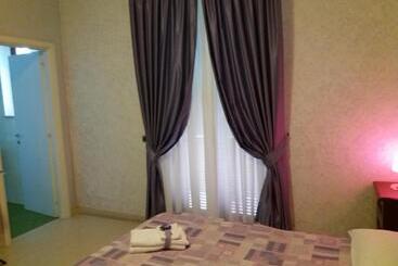 تختخواب و صبحانه Number60