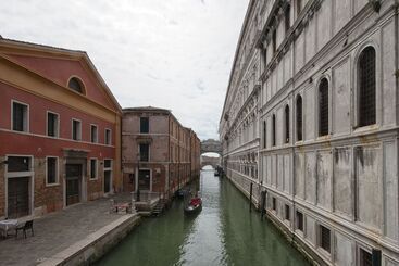 تختخواب و صبحانه San Giacomo Venezia