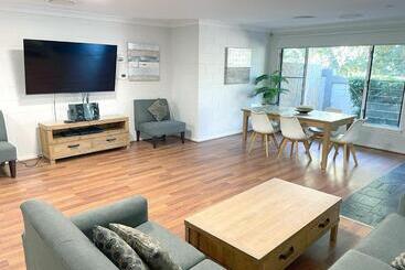 Resort Fingal Bay Holiday Park