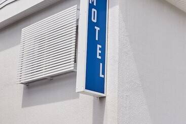 The Sails Motel Brunswick Heads