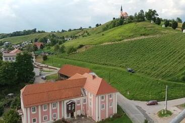Bed and Breakfast Rezidenca Sv. Peter