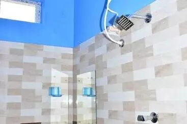 Hotelli Kirithi Ac & Residency