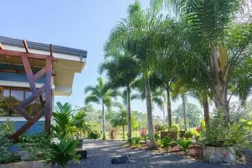 Hotelli Root Wellness Arenal