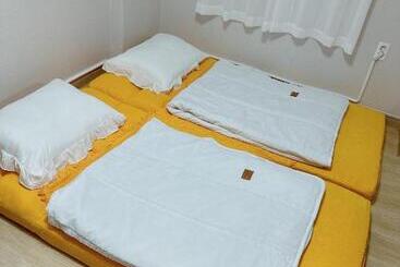 Pensjonat Choryang Mumum 202