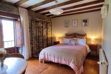 הוסטל Posada La Dalia