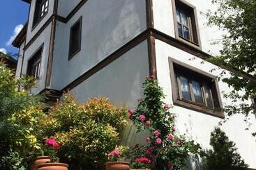 Bed and Breakfast Beyzadeler Konağı