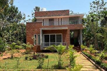 Pensiune Peace Aura  Near Auroville