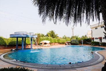 Hôtel Jtc Club Resort