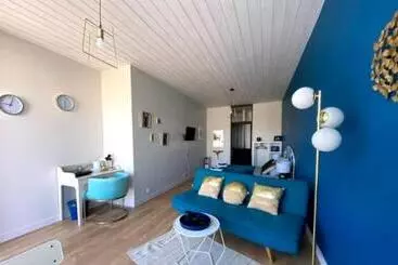 ペンション Chambre Californie   Old School