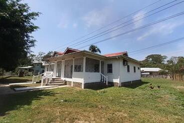 پانسیون La Casa Blanca De Mis Sueños, Tela