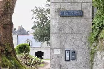 ペンション Le Petit Serrant   Maison D Hôtes D Exception