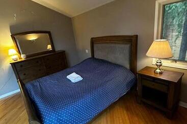 Panzió Presidential Suite At Woodstock Villa For 3 5 Members P4c