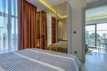 هتل آپارتمان Ulu Panorama Residence