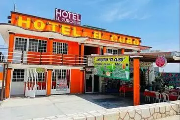 Hotel El Cubo