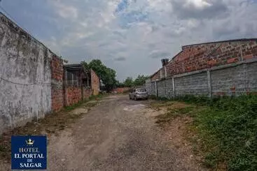 ホテル El Portal De Salgar
