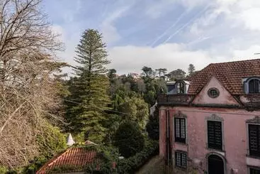 Hotel Sintra Wow   Unique Double Smart Room In 17th Century Palace! Hot Tub, Snooker, Bbq, Ps5, Sauna, Gym
