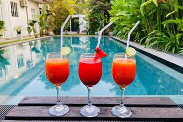 Pension Roshe Sky Guest House Colombo