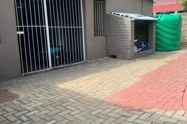 ペンション Happy Time Guest Houses