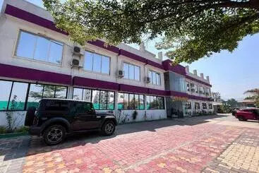 Zestin Hill Resort Lonavala