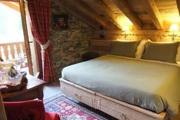 Aamiaismajoitus (B&B) La Luge D'antan Maison D'hôtes & Spa