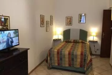 تختخواب و صبحانه La Residenza Dei Nobili