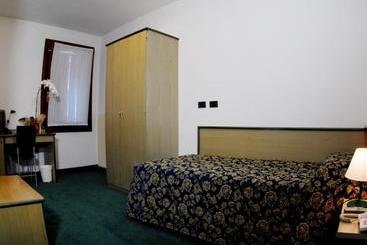 酒店 Albergo Alla Campana