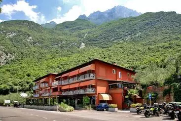 Hôtel Baitone Nature Village