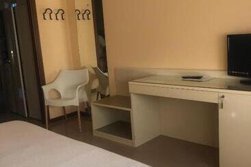 هتل Albergo Casa Dell Ospite