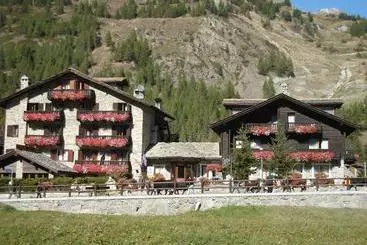 Hotel Petit