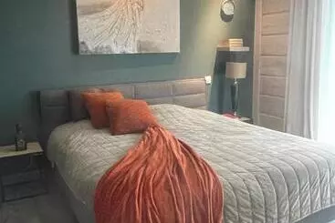 تختخواب و صبحانه Un Petit îlot De Confort   Made In Finland