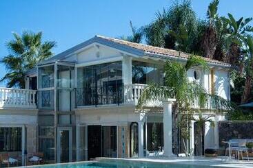 Pensjonat Thalos Boutique Home