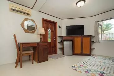 پانسیون Pur Private Suites