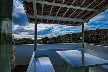 アパートホテル The Pacific Coast