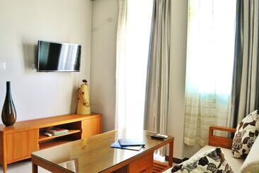 Hotel Airport Comfort Inn Premium