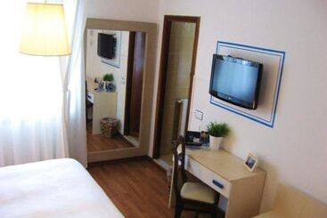 Hotelli Monterosso Alto