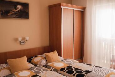 Bed and Breakfast Penzion Harmonia