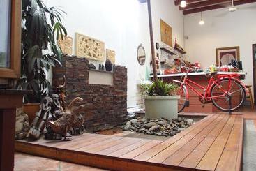 Bed and Breakfast Cafe1511