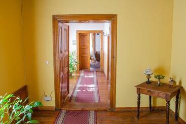 هتل Penzión Cosmopolitan I