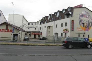 Hotel Penzion Atlas