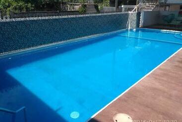 Hotel Fiesta Portola